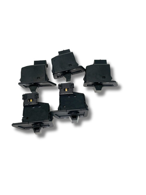 SWICHES (PRENDE APAGA X 5) PLASTICOS SCOOTER 125 150